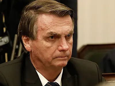 Bolsonaro diz que "Papudinha" é melhor que anterior detenção; laudo da PF aponta saúde estável