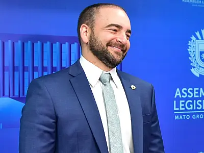 João César Mattogrosso destaca sanção do reajuste para os professores em MS