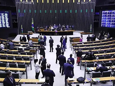 Parlamentares se reúnem para discutir veto de Lula a emendas no orçamento de 2024