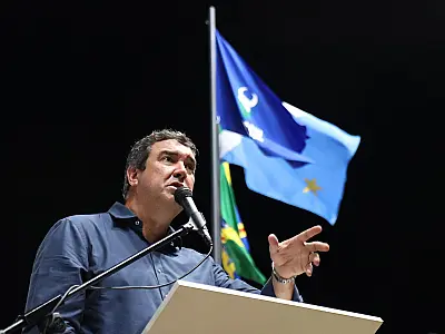 Riedel destaca avanços e parceria entre governo e setor produtivo na maior feira agro do MS