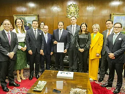 Advogados da OAB/MS se reúnem com Presidente do Senado para discutir Reforma Tributária