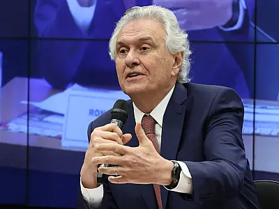 PSD vê Caiado ganhar força após saída de Ratinho Júnior da disputa presidencial