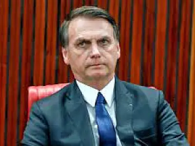 Bolsonaro levanta dúvidas sobre o próximo passo em seus processos judiciais e critica decisão do TSE