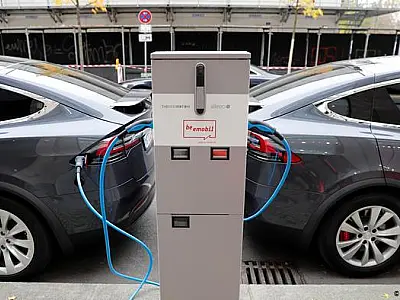 Inovação promete triplicar a autonomia e reduzir tempo de recarga em carros elétricos
