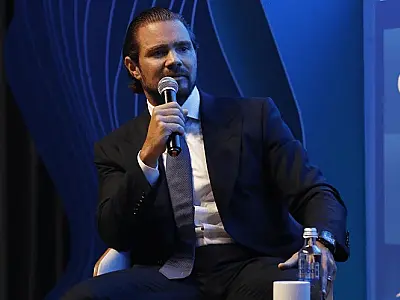 Executivos do Banco Master são soltos por decisão do TRF-1 e passam a usar tornozeleira eletrônica