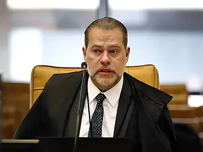 Julgamento da descriminalização do porte de maconha é adiado pelo STF