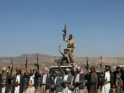 Trump ordena ataques aos Houthis para proteger navegação marítima e pressionar Irã