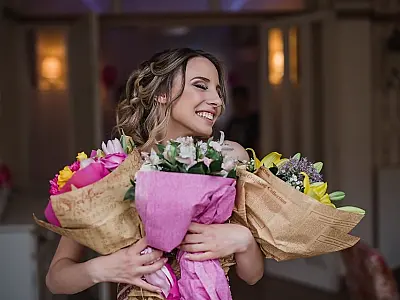 Procon aponta variação de até 214% em flores e serviços de beleza antes do Dia da Mulher