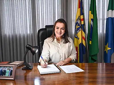 Adriane viaja a Brasília para confirmar entrada em programa fiscal federal