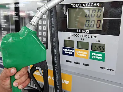 Tributos federais deixam a gasolina e etanol mais caros a partir desta quinta-feira (29)