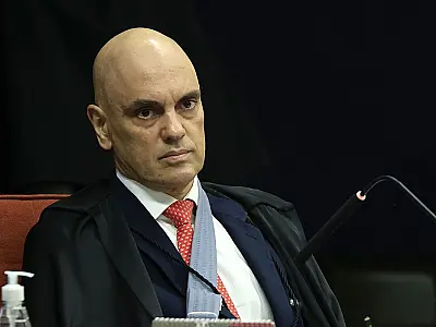 Moraes vai relatar ação da AGU para manter decreto do IOF