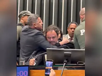 Câmara mantém sob sigilo apurações sobre agressões a jornalistas durante confusão no plenário