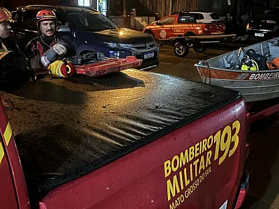 Equipe especial do CBMMS realiza operação de resgate no RS; 154 pessoas são salvas no 1º dia