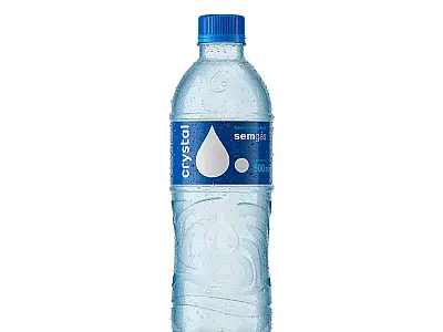 Anvisa anuncia recolhimento de 374,4 mil garrafas de água da Crystal por contaminação