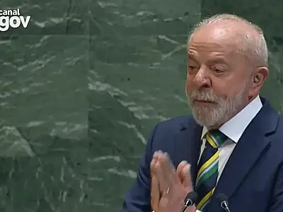 Pobreza é tão inimiga da democracia quanto extremismo, diz Lula na ONU