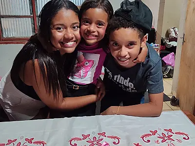 Com 59% das matrículas, mulheres avançam no ensino superior e mães encontram no EAD um aliado