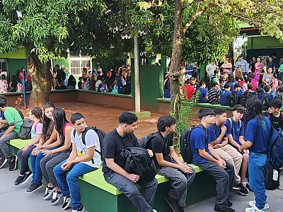 Escola em tempo integral deve ter jornada mínima de 35 horas semanais