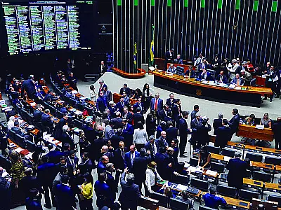 Projeto de restrição de delações premiadas causa divergências entre parlamentares e juristas