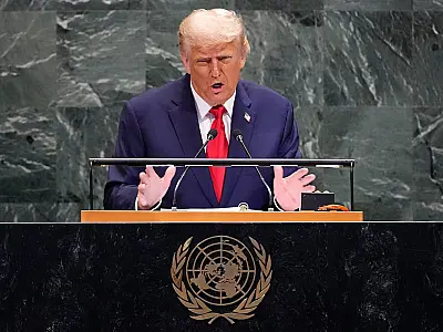 Repercutindo a "química": Eduardo Bolsonaro diz que elogio de Trump mostra "genialidade" e porta-voz