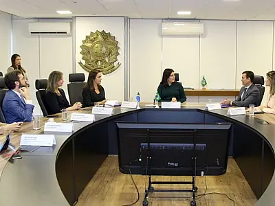 Campo Grande assina PEF em Brasília e garante R$ 544 milhões para obras de infraestrutura