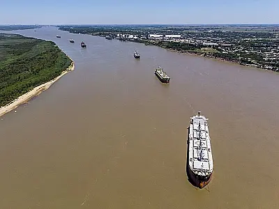 Baixo nível do  Rio Paraguai ameaça atividades fluviais e impacta setores da economia regional