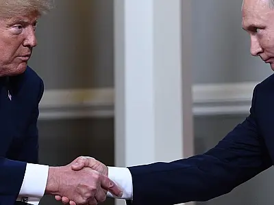 Campanha de Biden acusa Trump de aliança perigosa com Putin