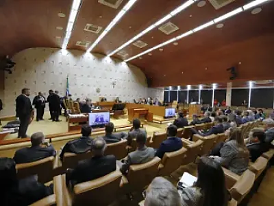 STF forma maioria para barrar atuação de enfermeiros em aborto legal