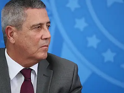 PGR defende que Braga Netto deve continuar preso