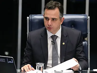 Decisão de pautar projeto do marco temporal é vista como ato político de Pacheco