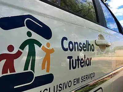 Meninas são estupradas  após serem deixadas sozinhas em casa