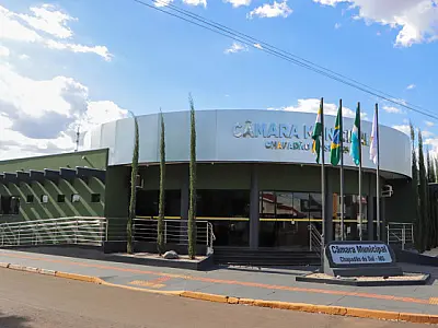 Justiça paralisa eleição da Mesa Diretora da Câmara de Chapadão do Sul após apontar irregularidades