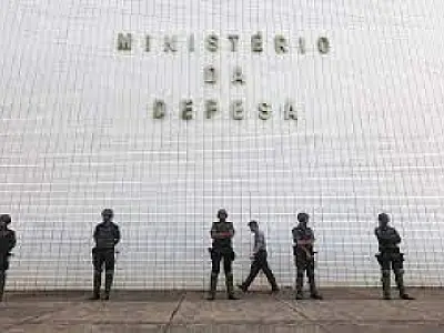 Ministério da Defesa planeja concurso público para reduzir dependência de militares