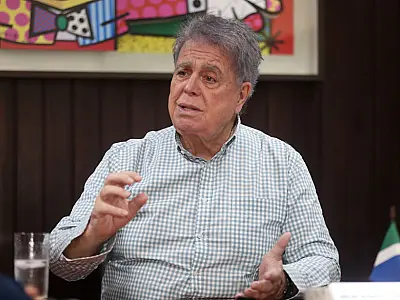 Desembargador recém-aposentado é flagrado com mais de R$ 2,7 milhões em casa durante operação da PF