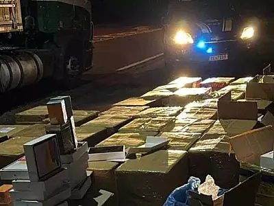 R$ 22 milhões em eletrônicos são apreendidos em caminhão de sucata em MS