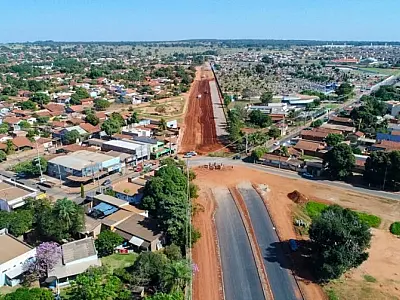 Três Lagoas: Obras da Av. Custódio Andries avançam