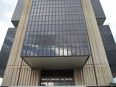 Mercado vê alívio na inflação e reduz projeção para 2026, aponta Banco Central