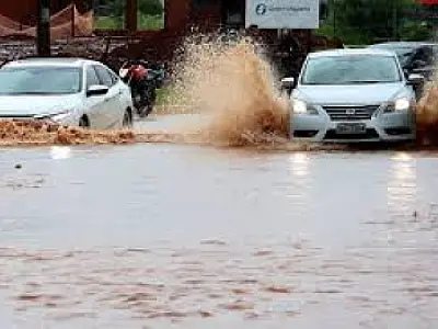 Chuvas intensas causam estragos em Corguinho e colocam Campo Grande em alerta