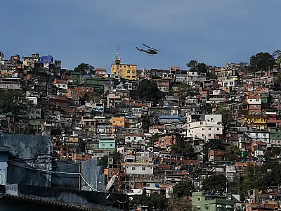 Operação policial no Complexo da Maré provoca tiroteio, atinge UFRJ e mobiliza segurança da Fiocruz