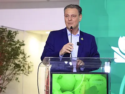 Ministro da Agricultura afirma que carne brasileira deve ser respeitada e defende soberania nacional