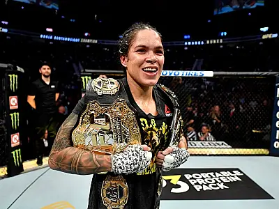 Amanda Nunes mira feito inédito no UFC e planeja disputar terceiro cinturão