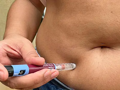 OMS define regras inéditas para uso de canetas emagrecedoras no tratamento da obesidade