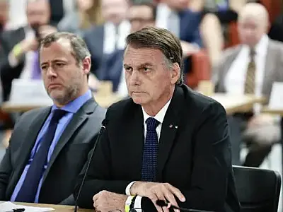 Bolsonaro pede revisão de condenação no STF e questiona uso da delação de Mauro Cid