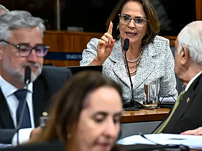 Desentendimento na CPMI do INSS envolve Michelle Bolsonaro