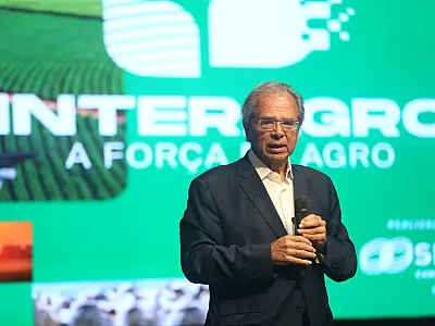 Ex-ministro da Economia, Paulo Guedes faz criticas à política econômica da China no Interagro