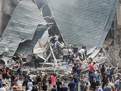 Ataque russo a hospital infantil em Kiev mata 28, em um dos piores ataques desde o início da guerra