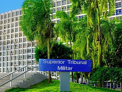 STM vai julgar perda de patente de Bolsonaro e militares condenados

