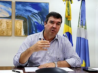 Riedel anuncia investimento de R$ 161 milhões na restauração da rodovia MS-436