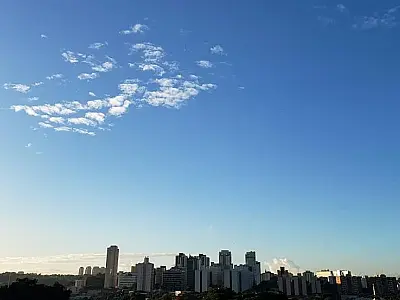 Predomínio de sol e temperaturas altas em MS nesta sexta-feira