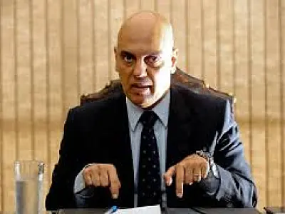 Moraes sustenta que Estado deve reagir a investidas antidemocráticas