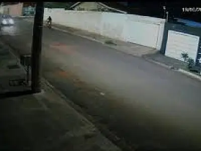 Militar morre em colisão de moto; vídeo registra momento do acidente em Campo Grande